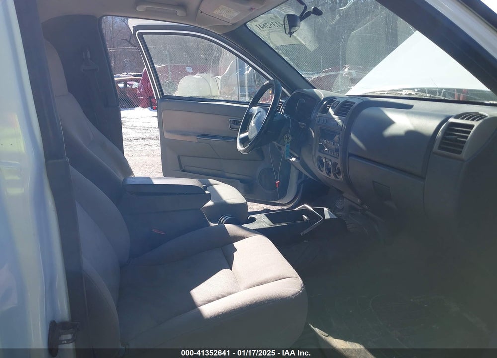 2004 CHEVROLET COLORADO LS VIN: 1GCDT146748182574