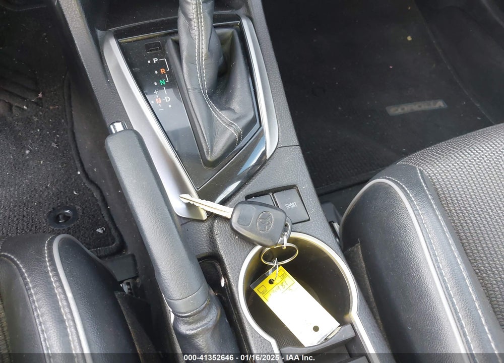2015 TOYOTA COROLLA S PLUS VIN: 5YFBURHE6FP332217