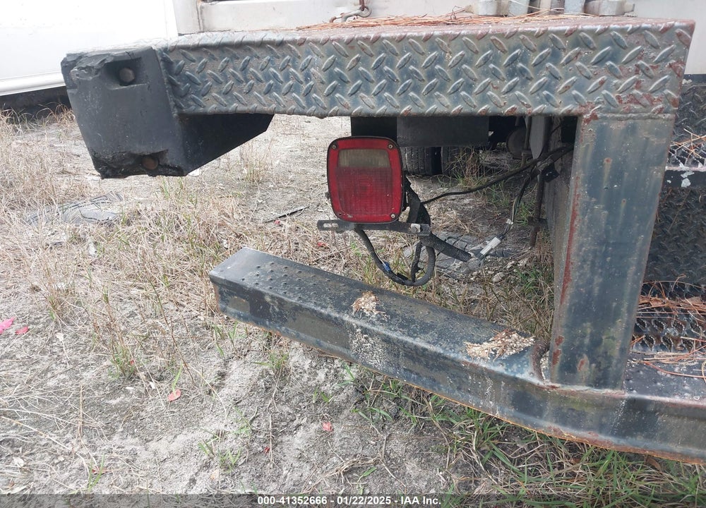 2006 FREIGHTLINER M2 106 MEDIUM DUTY VIN: 1FVACWDC86HW37333