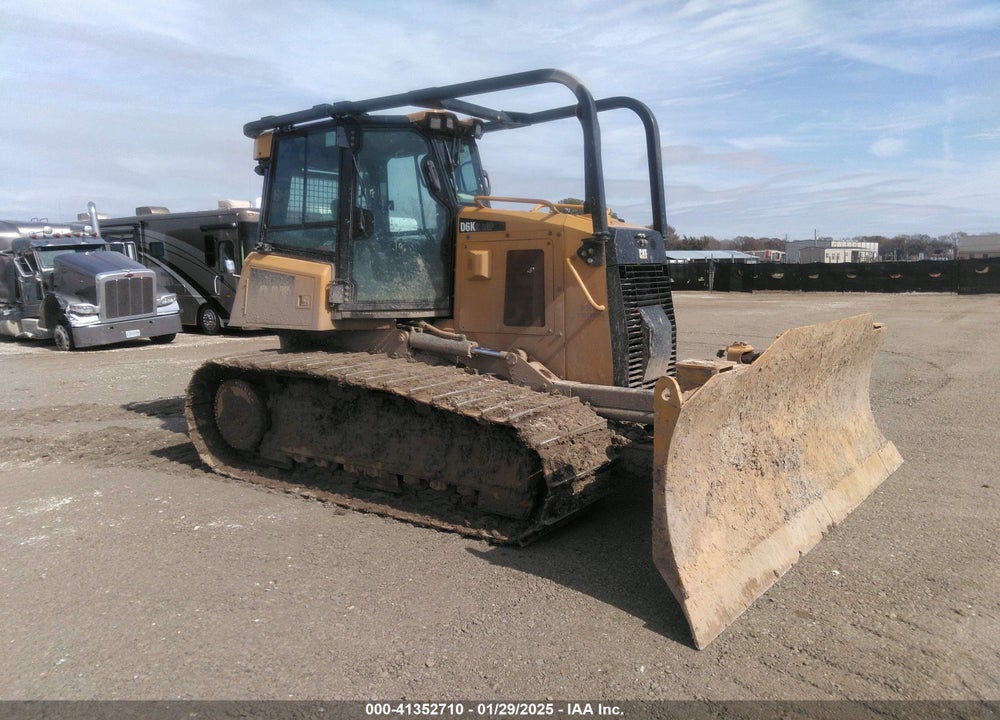 2019 CATERPILLAR D6K2 DOZER VIN: EL703200