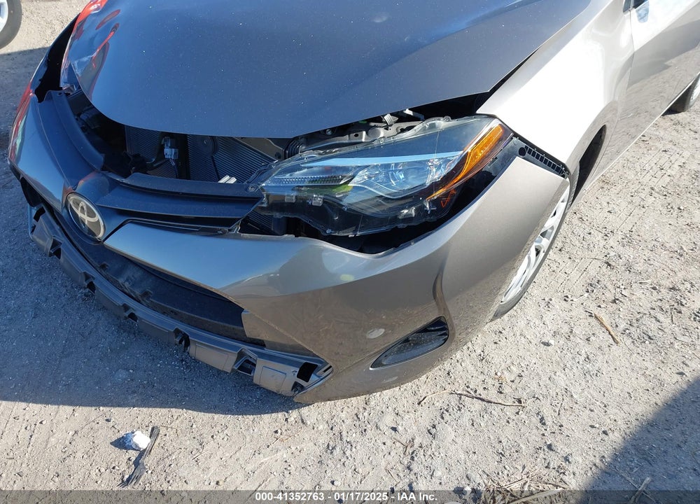 2019 TOYOTA COROLLA LE VIN: 5YFBURHE5KP945987