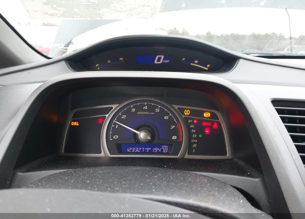 2011 HONDA CIVIC LX VIN: 19XFA1F59BE034903