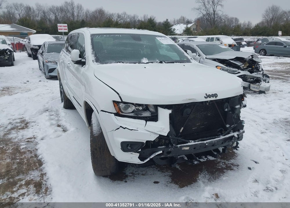 2015 JEEP GRAND CHEROKEE ALTITUDE VIN: 1C4RJFAG4FC172641