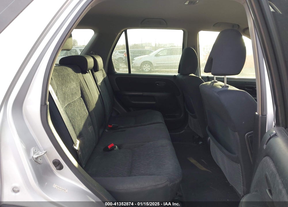2005 HONDA CR-V LX VIN: SHSRD68595U305643