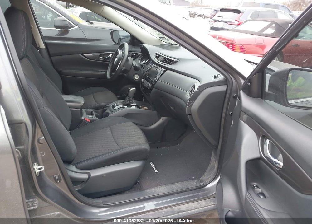 2019 NISSAN ROGUE S VIN: 5N1AT2MT2KC844453