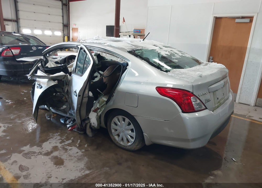 2017 NISSAN VERSA 1.6 S+ VIN: 3N1CN7AP1HL857075