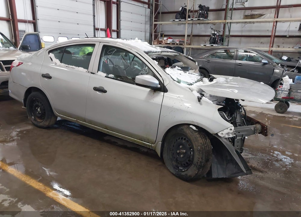 2017 NISSAN VERSA 1.6 S+ VIN: 3N1CN7AP1HL857075