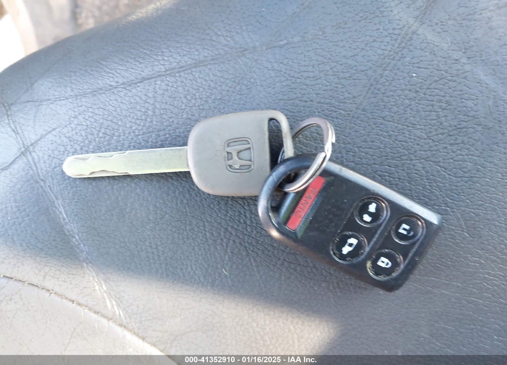 2007 HONDA ODYSSEY EX-L VIN: 5FNRL38607B120255