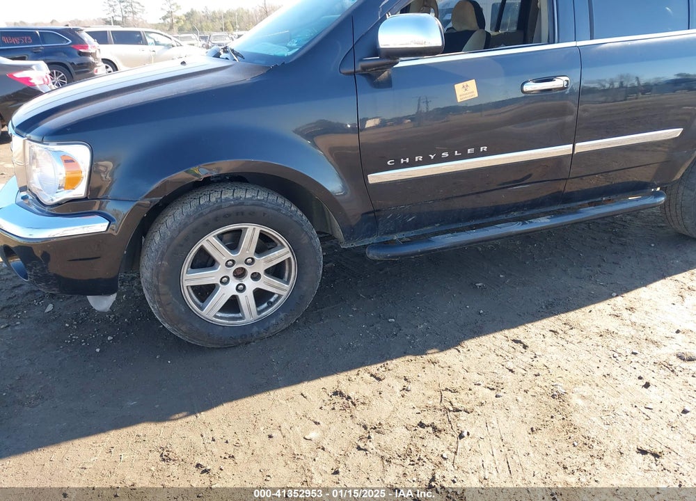 2008 CHRYSLER ASPEN LIMITED VIN: 1A8HW58218F113543