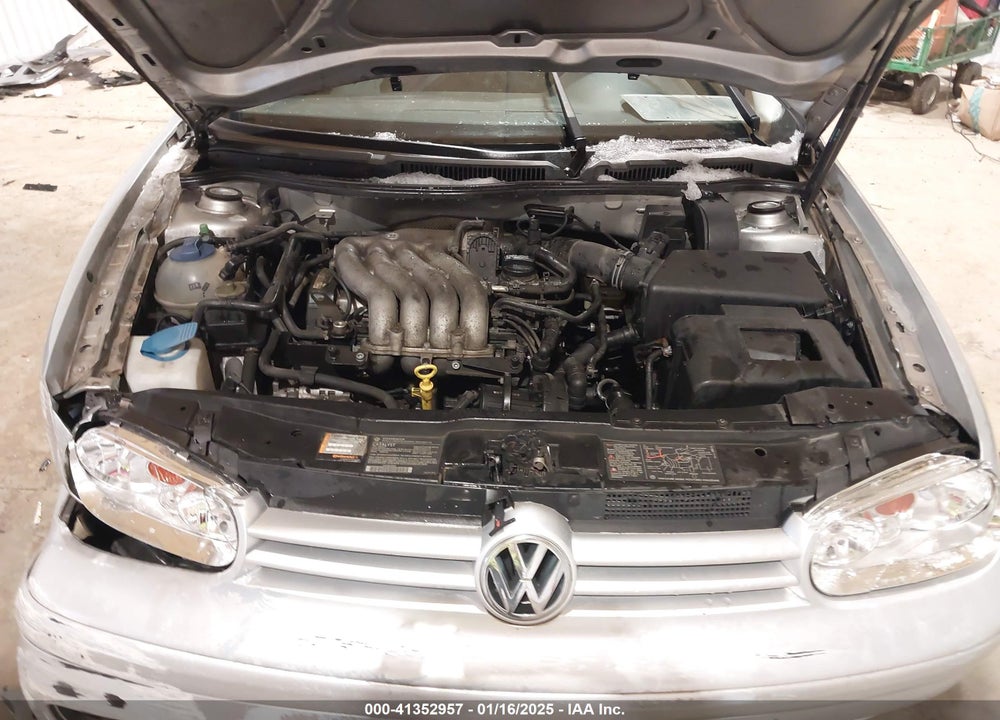 2003 VOLKSWAGEN GOLF GLS 2.0L VIN: 9BWGK61J934009785