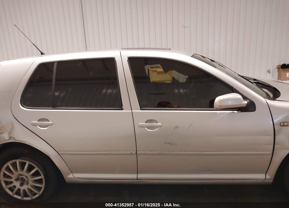 2003 VOLKSWAGEN GOLF GLS 2.0L VIN: 9BWGK61J934009785