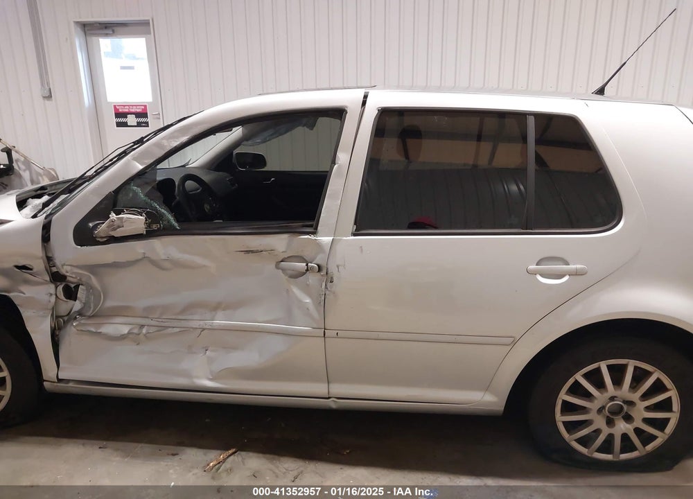 2003 VOLKSWAGEN GOLF GLS 2.0L VIN: 9BWGK61J934009785
