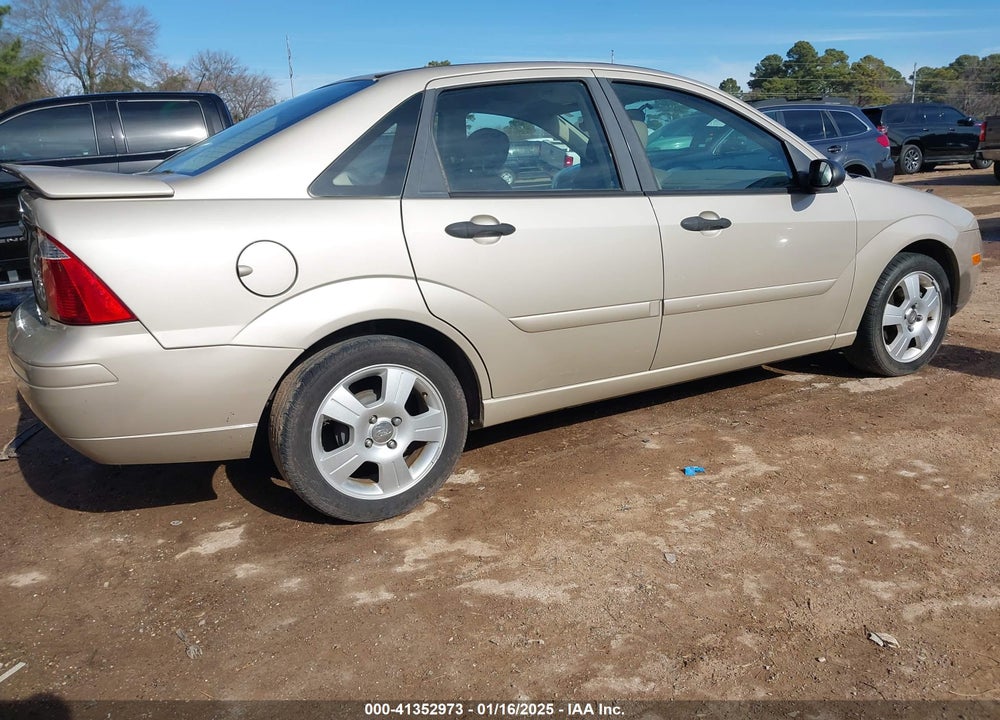 2007 FORD FOCUS S/SE/SES VIN: 1FAHP34N87W213295