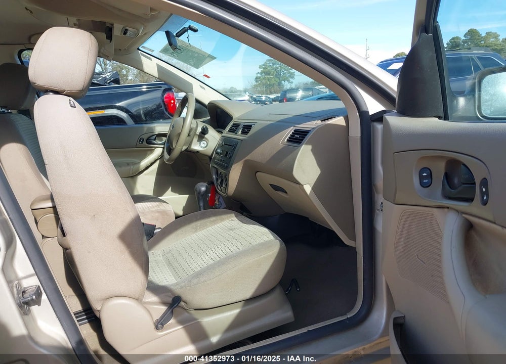 2007 FORD FOCUS S/SE/SES VIN: 1FAHP34N87W213295