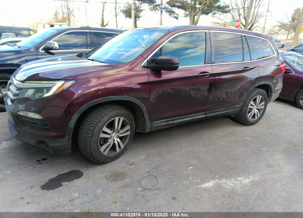 2017 HONDA PILOT EX VIN: 5FNYF5H36HB008193