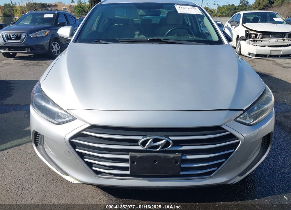 2017 HYUNDAI ELANTRA SE VIN: KMHD74LF5HU084174