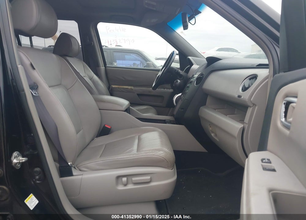 2009 HONDA PILOT EX-L VIN: 5FNYF38559B000822