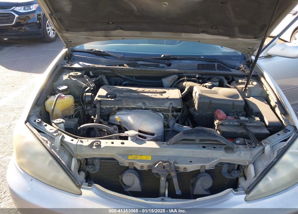 2002 TOYOTA CAMRY LE VIN: JTDBE30K620061577