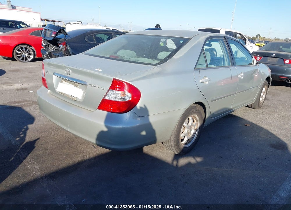 2002 TOYOTA CAMRY LE VIN: JTDBE30K620061577