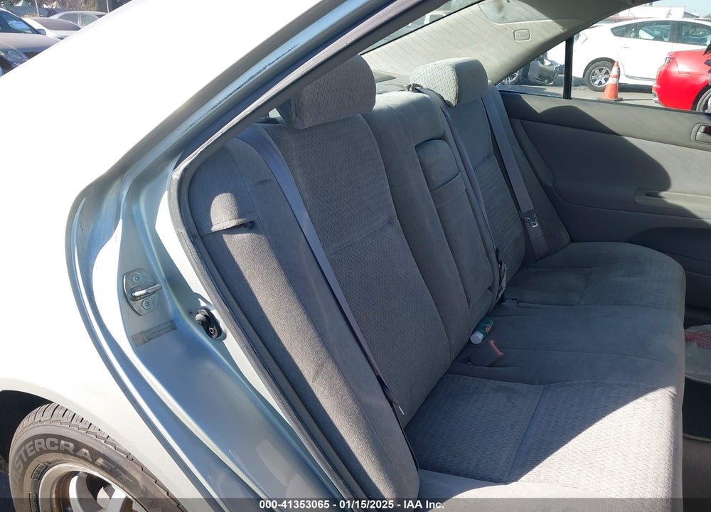 2002 TOYOTA CAMRY LE VIN: JTDBE30K620061577