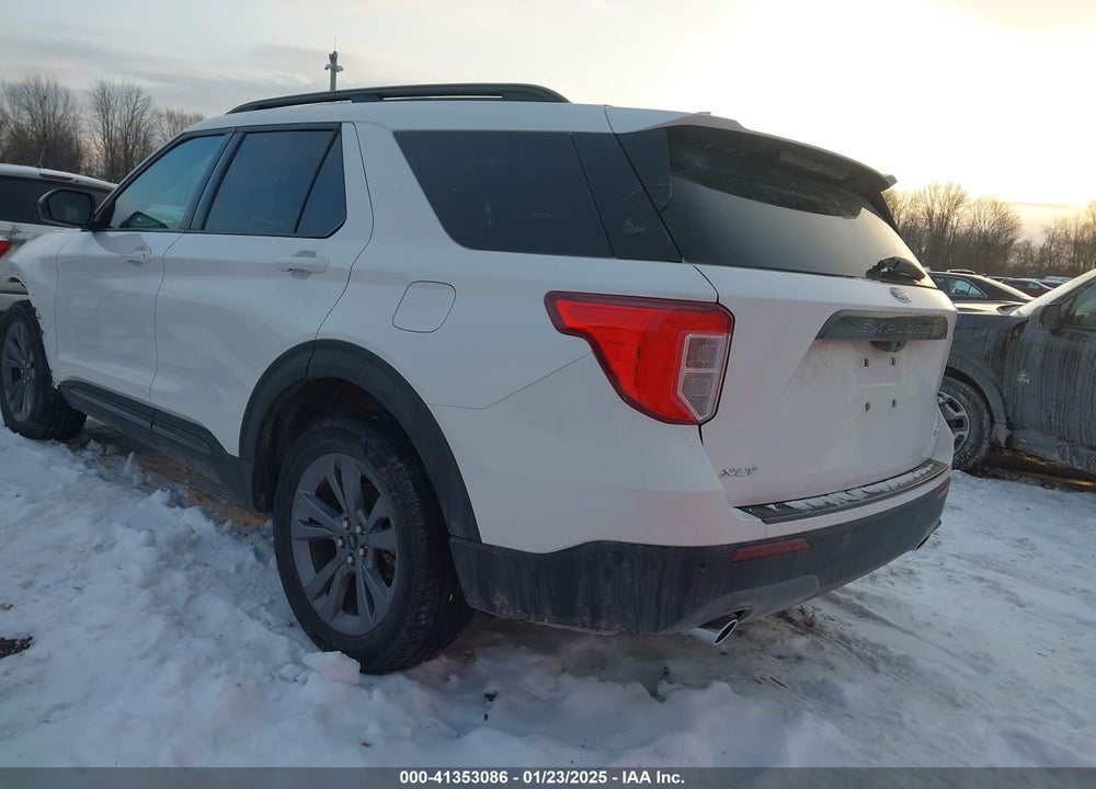 2022 FORD EXPLORER XLT VIN: 1FMSK8DH1NGA37571