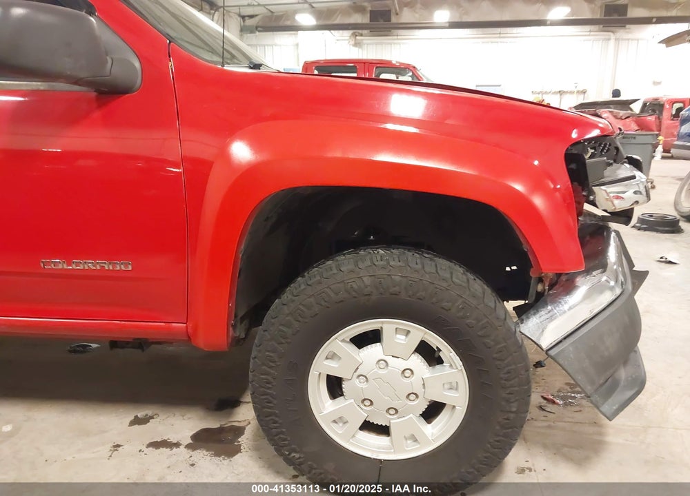 2004 CHEVROLET COLORADO LS VIN: 1GCDT196848217020