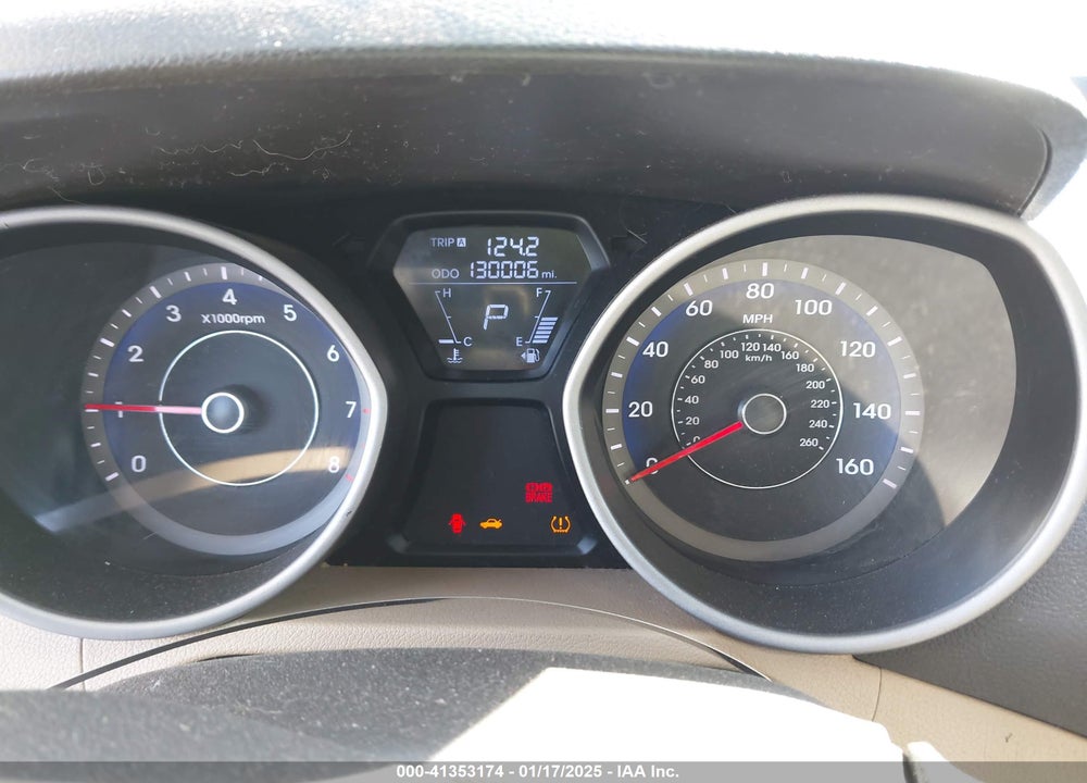 2013 HYUNDAI ELANTRA VIN: KMHDH4AE1DU853321