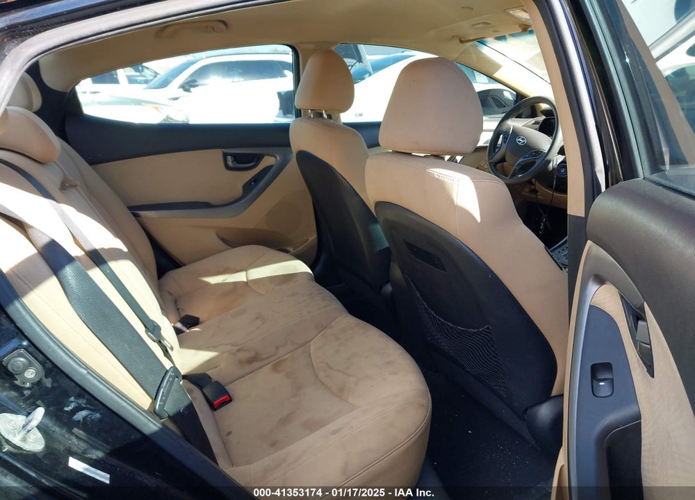 2013 HYUNDAI ELANTRA VIN: KMHDH4AE1DU853321
