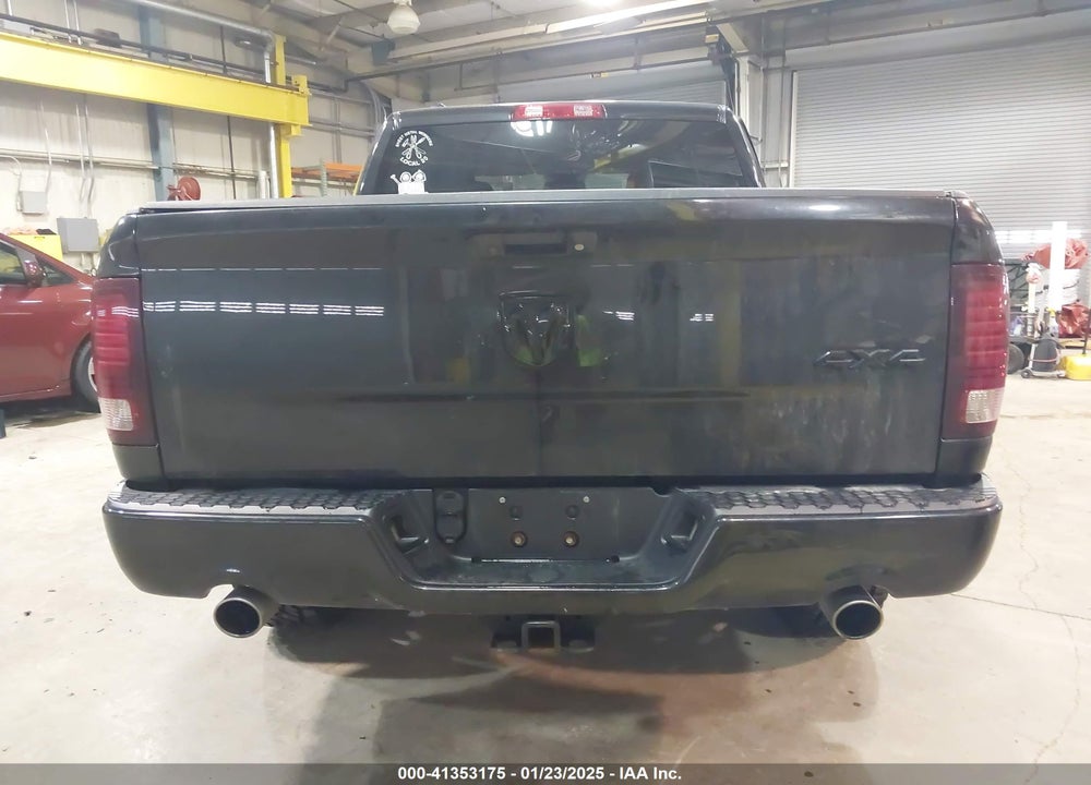 2015 RAM 1500 VIN: 1C6RR7KT6FS667639
