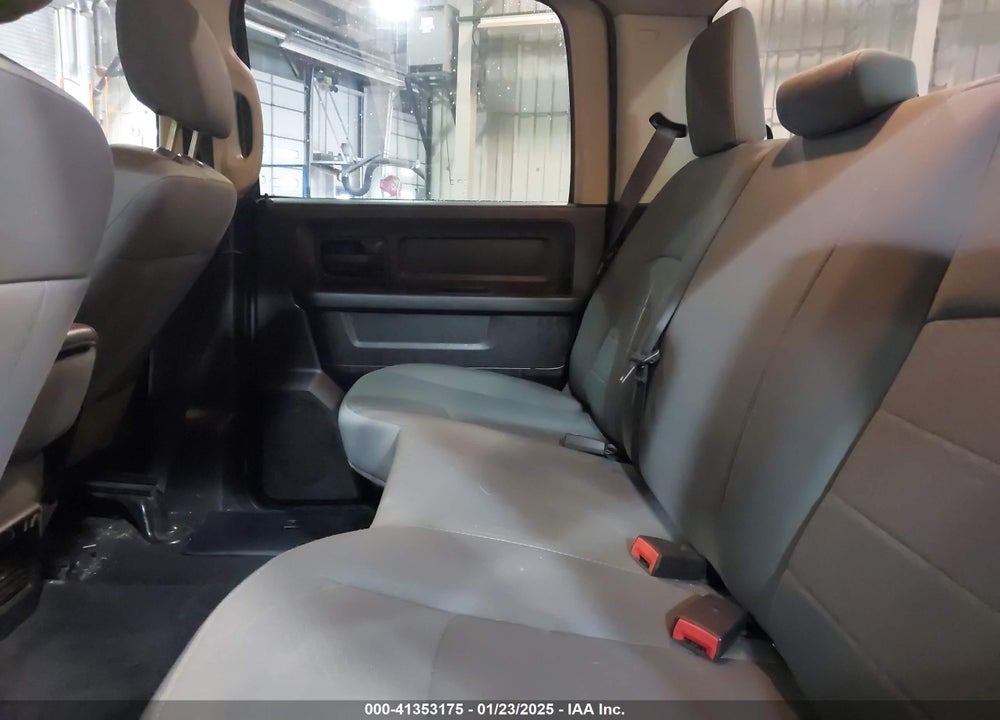 2015 RAM 1500 VIN: 1C6RR7KT6FS667639
