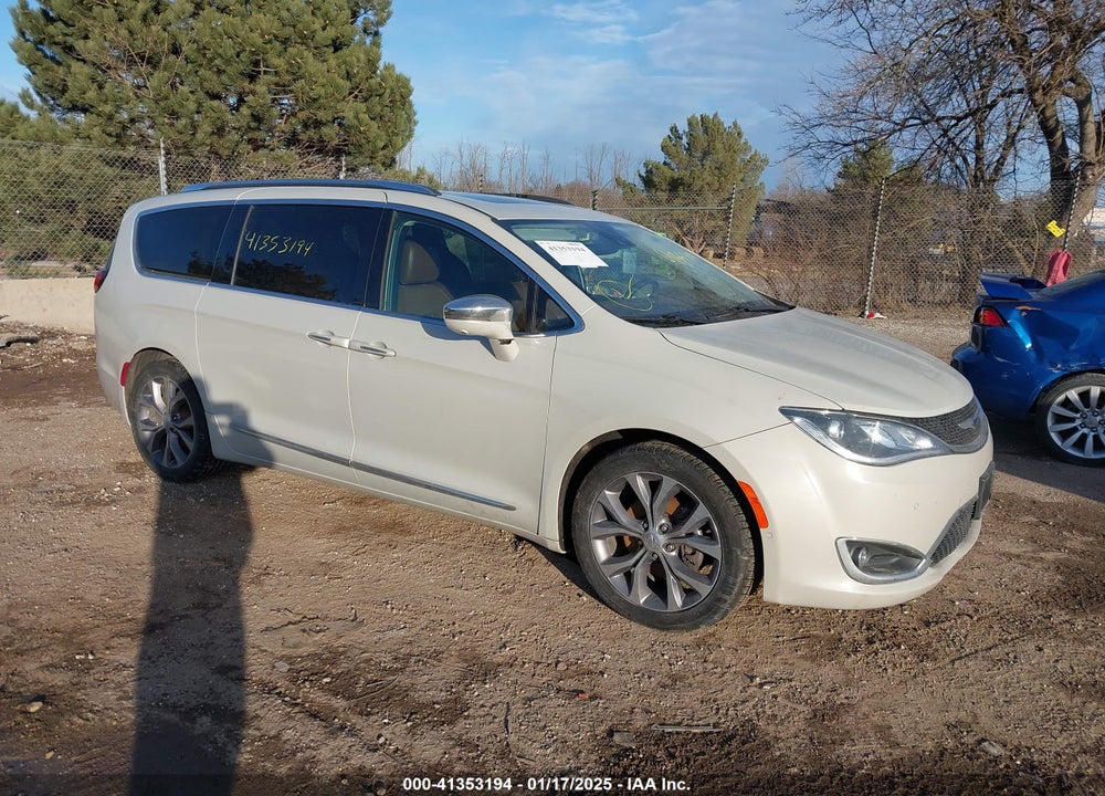 2019 CHRYSLER PACIFICA LIMITED VIN: 2C4RC1GGXKR629765