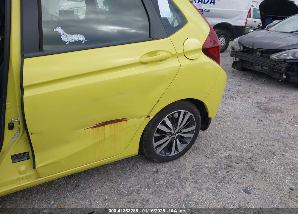 2016 HONDA FIT VIN: JHMGK5H71GX005814
