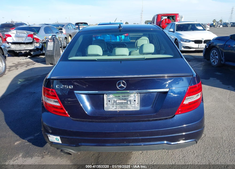 2012 MERCEDES-BENZ C 250 VIN: WDDGF4HB8CA657188