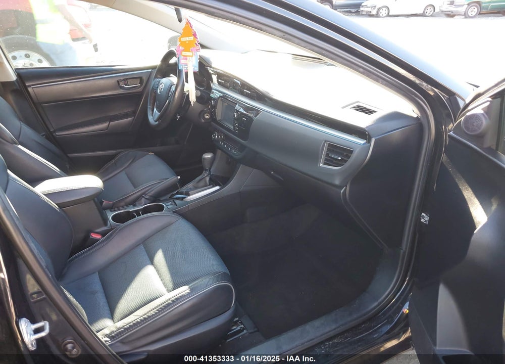 2015 TOYOTA COROLLA VIN: 5YFBURHE3FP268587