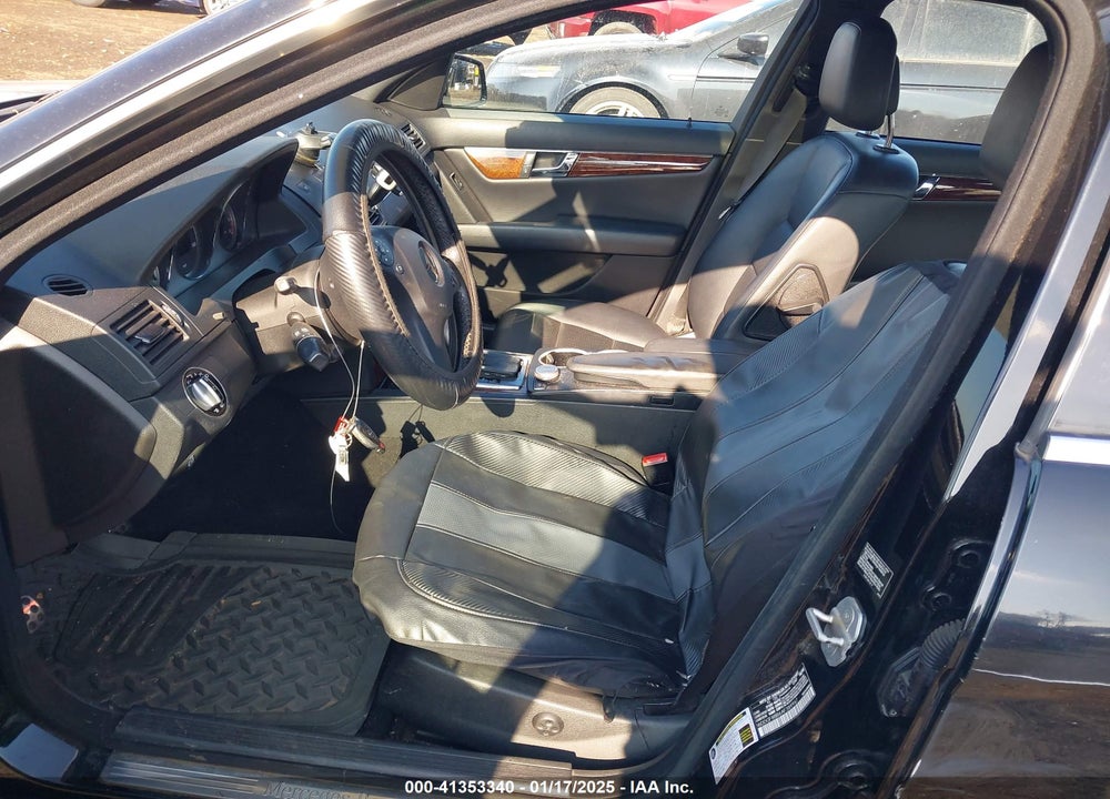 2010 MERCEDES-BENZ C CLASS VIN: WDDGF8BB6AF389967