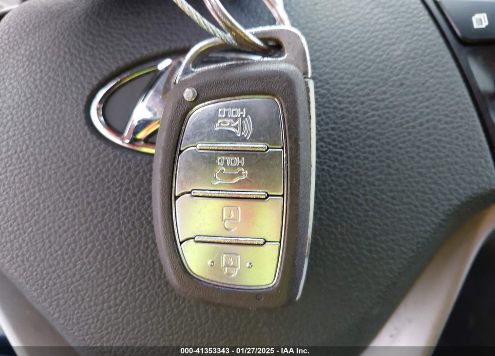 2017 HYUNDAI TUCSON SPORT VIN: KM8J33A20HU474754