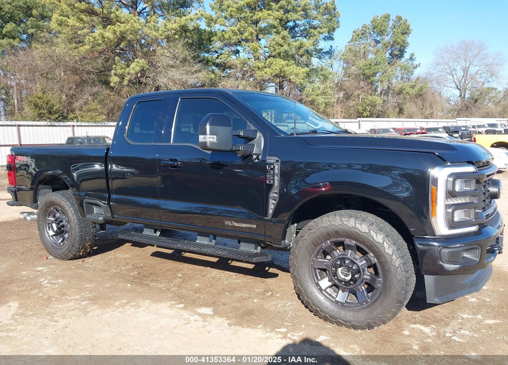 2023 FORD F-350 LARIAT VIN: 1FT8X3BTXPEC39141