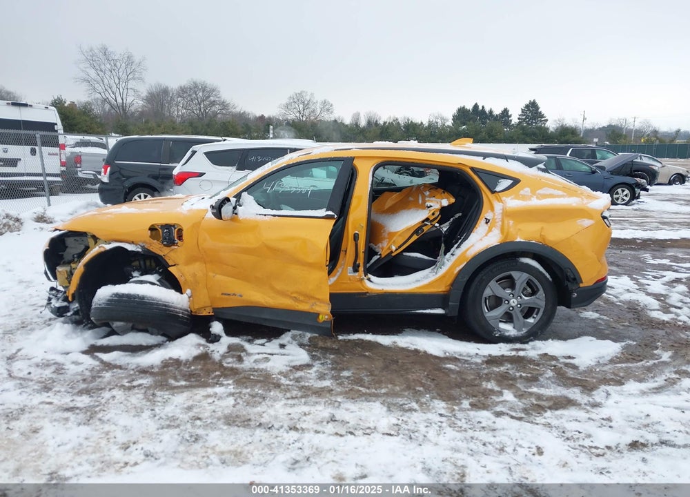 2022 FORD MUSTANG MACH-E SELECT VIN: 3FMTK1SS3NMA17886