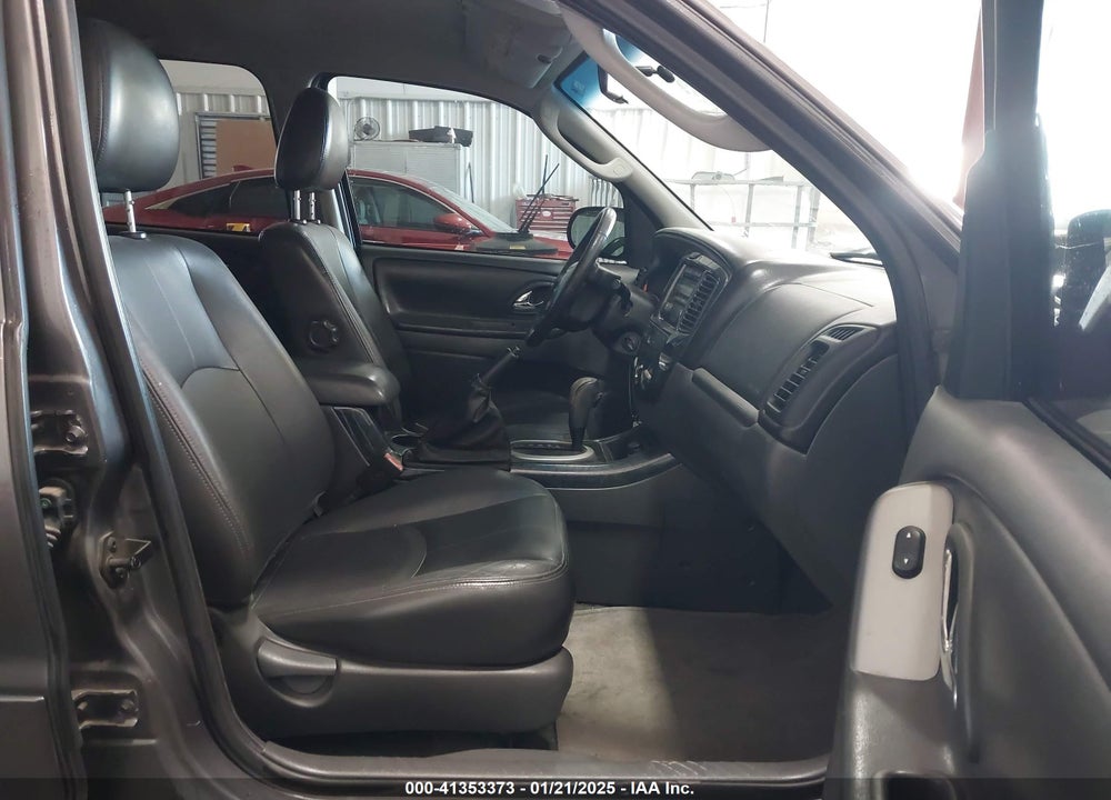 2006 MAZDA TRIBUTE I VIN: 4F2YZ02ZX6KM25663