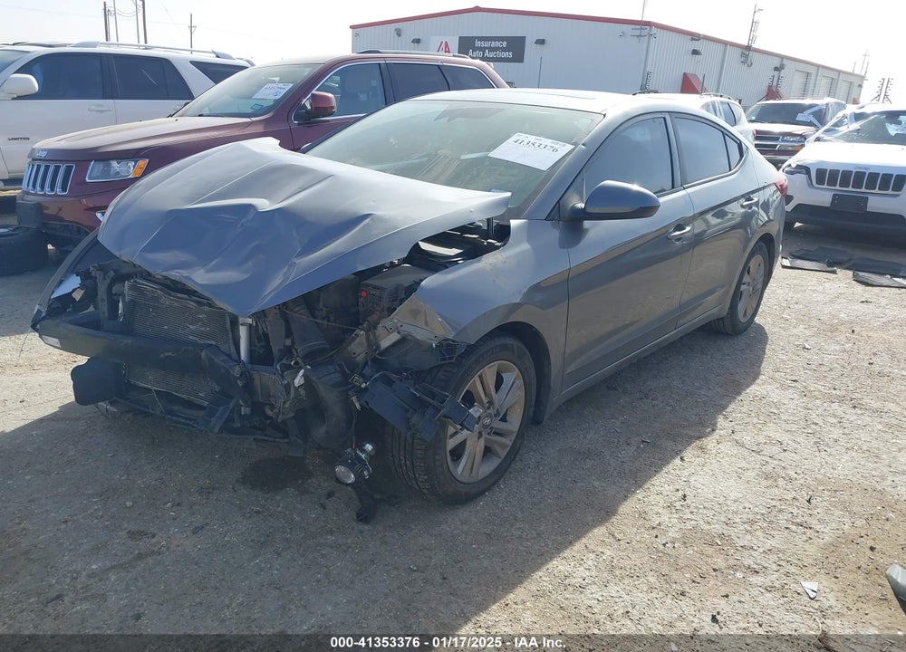 2020 HYUNDAI ELANTRA VIN: 5NPD84LF8LH523839