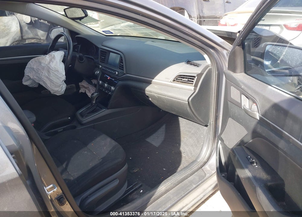 2020 HYUNDAI ELANTRA VIN: 5NPD84LF8LH523839