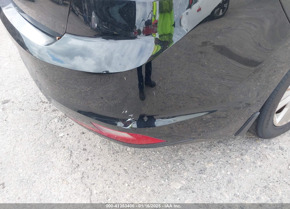 2020 HYUNDAI ELANTRA VIN: 5NPD84LF2LH553340