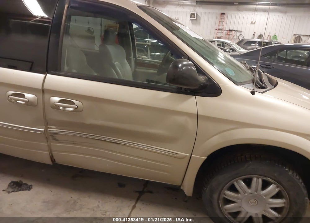 2006 CHRYSLER TOWN & COUNTRY LIMITED VIN: 2A8GP64L26R640347