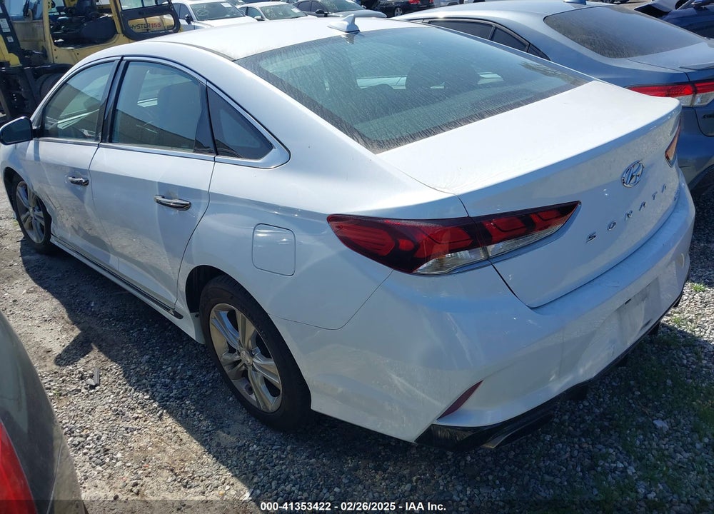 2019 HYUNDAI SONATA VIN: 5NPE34AF1KH820438