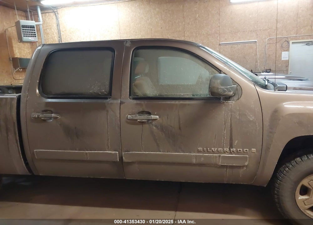 2008 CHEVROLET SILVERADO 1500 LT1 VIN: 2GCEK13M381193202