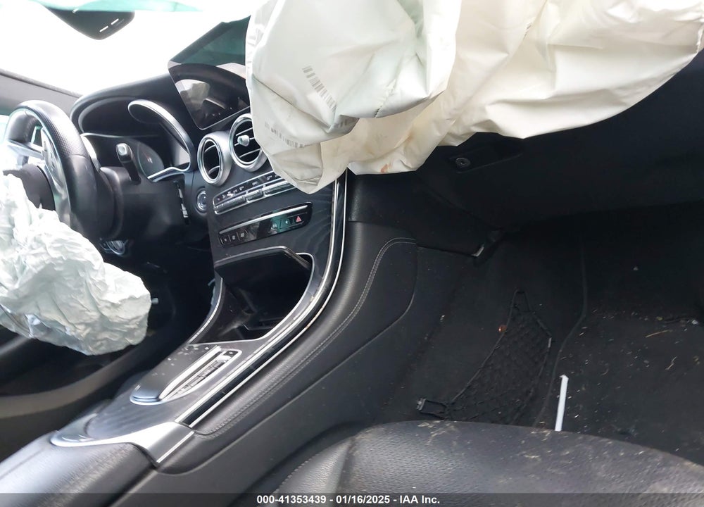 2020 MERCEDES-BENZ GLC 300 VIN: WDC0G8DB2LF739999