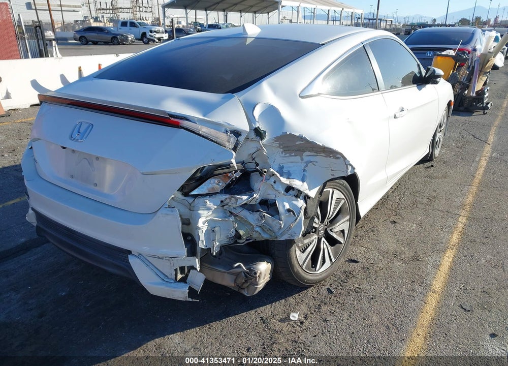 2018 HONDA CIVIC VIN: 2HGFC3B36JH353089