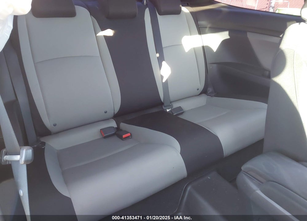 2018 HONDA CIVIC VIN: 2HGFC3B36JH353089