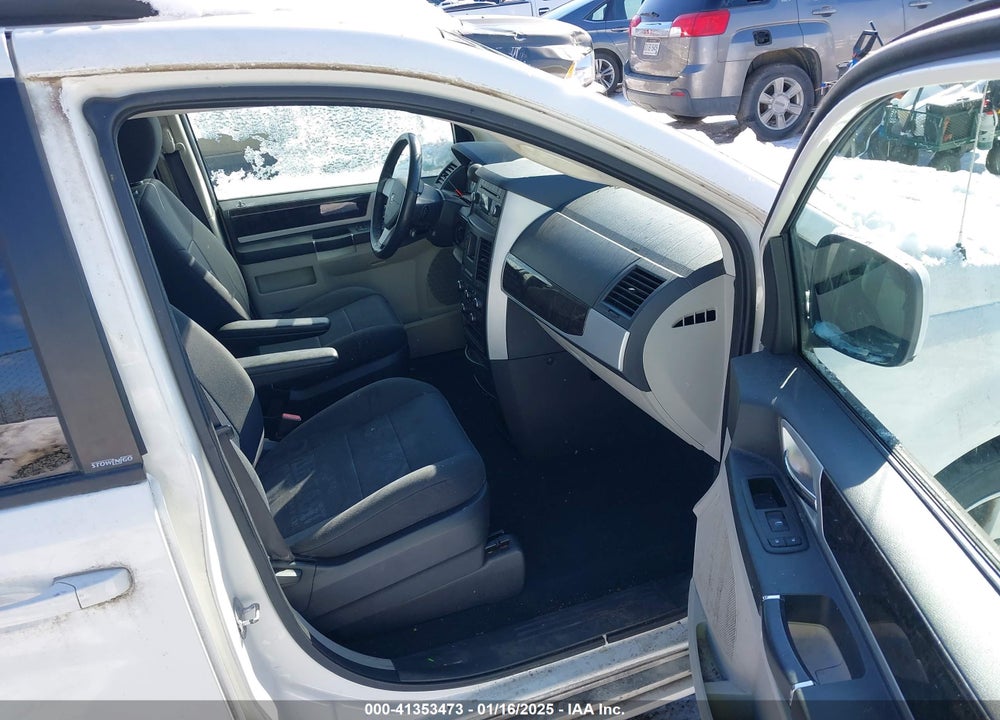 2010 DODGE GRAND CARAVAN SXT VIN: 2D4RN5D11AR209749