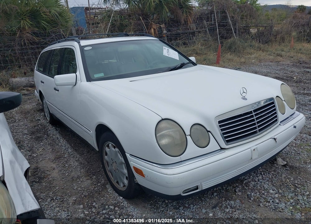 1998 MERCEDES-BENZ E 320 VIN: WDBJH65F0WA490339